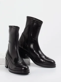 – Stiefeletten aus Veloursleder-Truman's