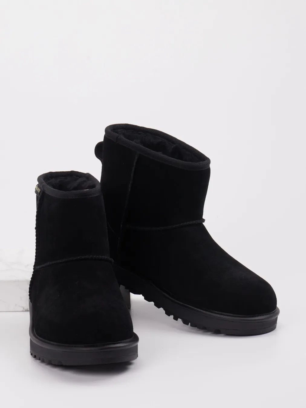 – Winter-Stiefelette aus Veloursleder-UGG Clearance