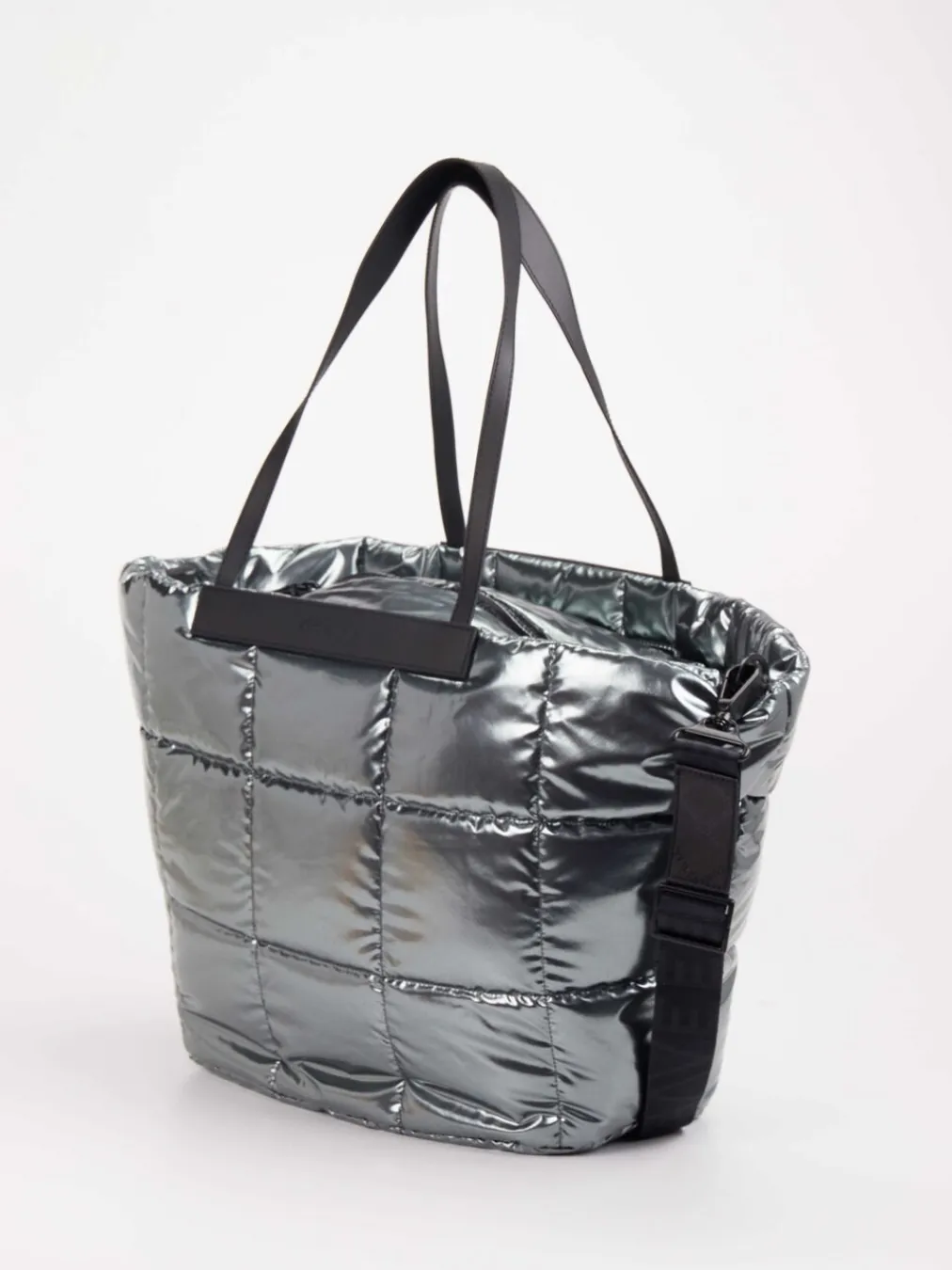 – Shopper-VeeCollective Berlin Online