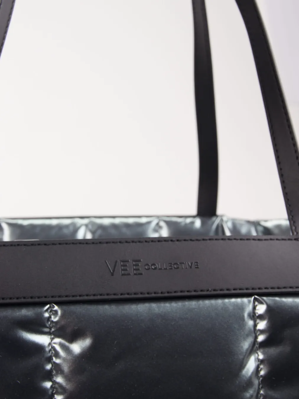 – Shopper-VeeCollective Berlin Online