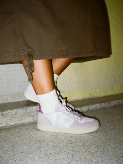 – Low-Top Sneaker aus Kalbleder und Velours-VEJA Best