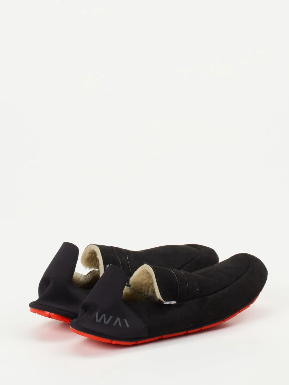 – Slipper aus Synthetik mit roter Flexsohle-Wai Clearance