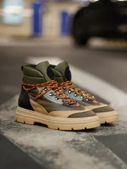 – Hiking-Stiefel aus Lammleder in Oliv-Mix-Woolrich