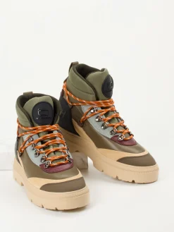 – Hiking-Stiefel aus Lammleder in Oliv-Mix-Woolrich